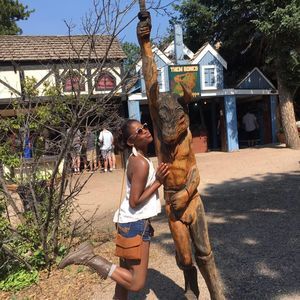 Meet your Posher, Hannah